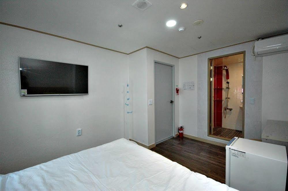 סיאול Eel Guesthouse מראה חיצוני תמונה